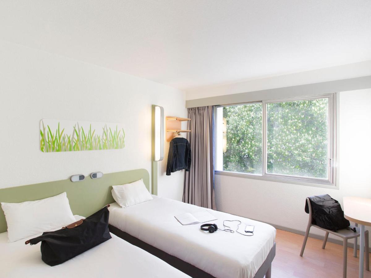 Ibis Budget Pau Lescar Exteriér fotografie