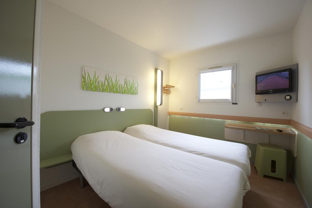 Ibis Budget Pau Lescar Pokoj fotografie