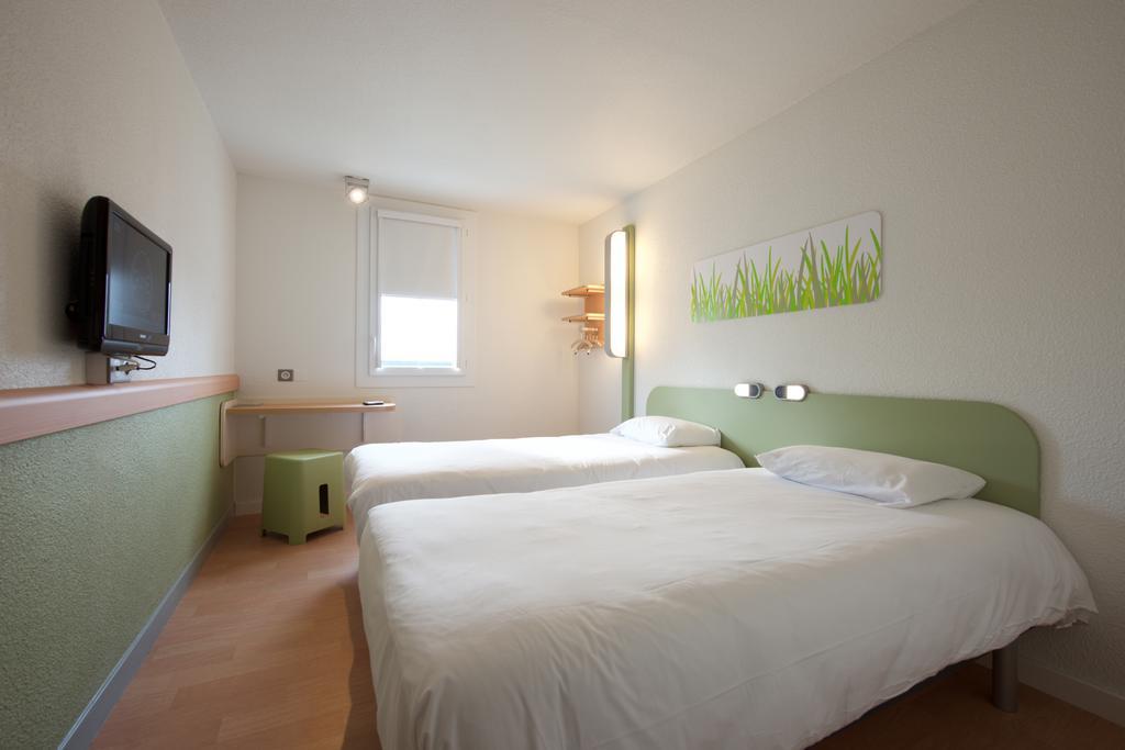 Ibis Budget Pau Lescar Exteriér fotografie