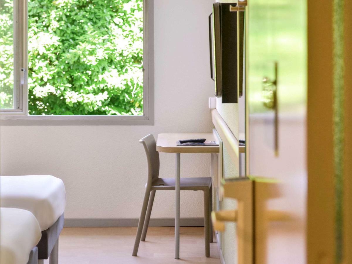 Ibis Budget Pau Lescar Exteriér fotografie
